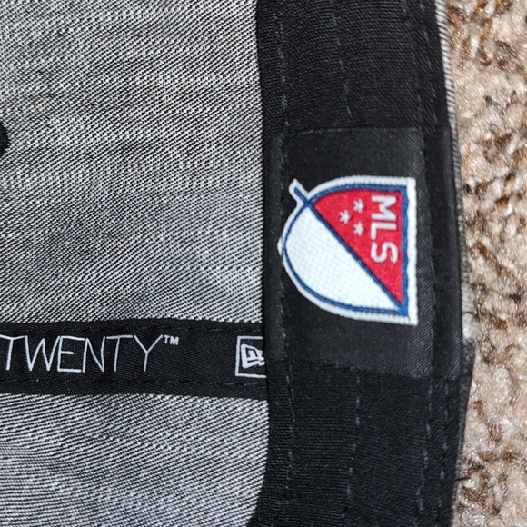 New Era 9Twenty MLS Minnesota United FC Camo Strapback Hat Rare - Picture 11 of 11